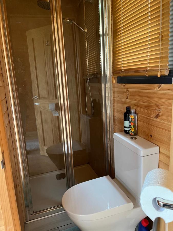 Self Contained Garden Studio With Stunning Views Сисингхерст Экстерьер фото